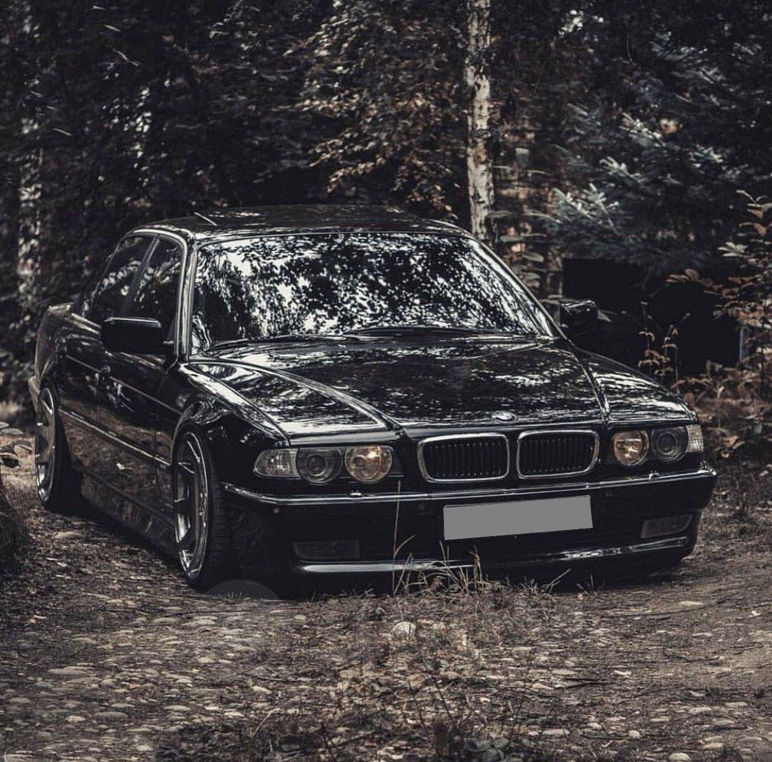 BMW e38 бандитская