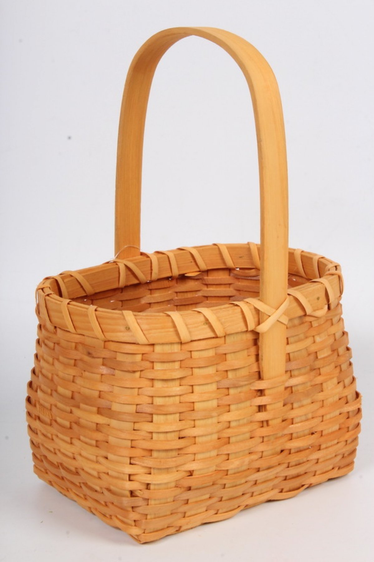 Корзина плетеная из бересты