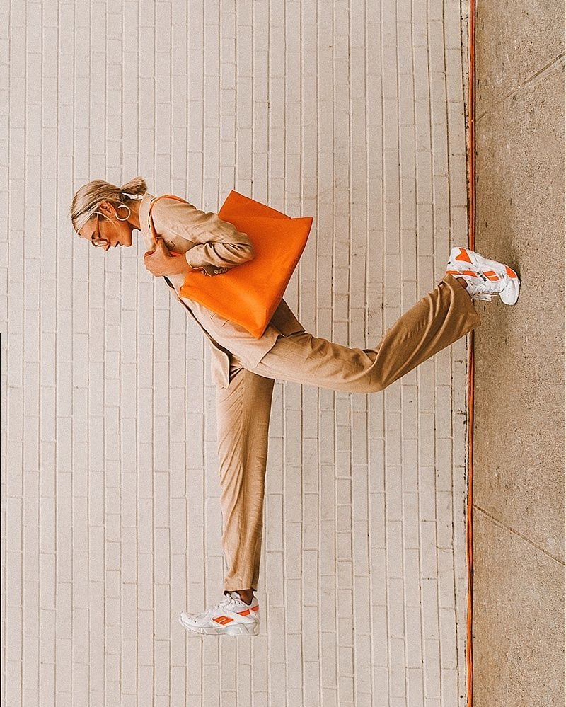 Танцы девушек