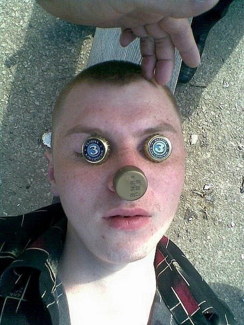 Идиот человек