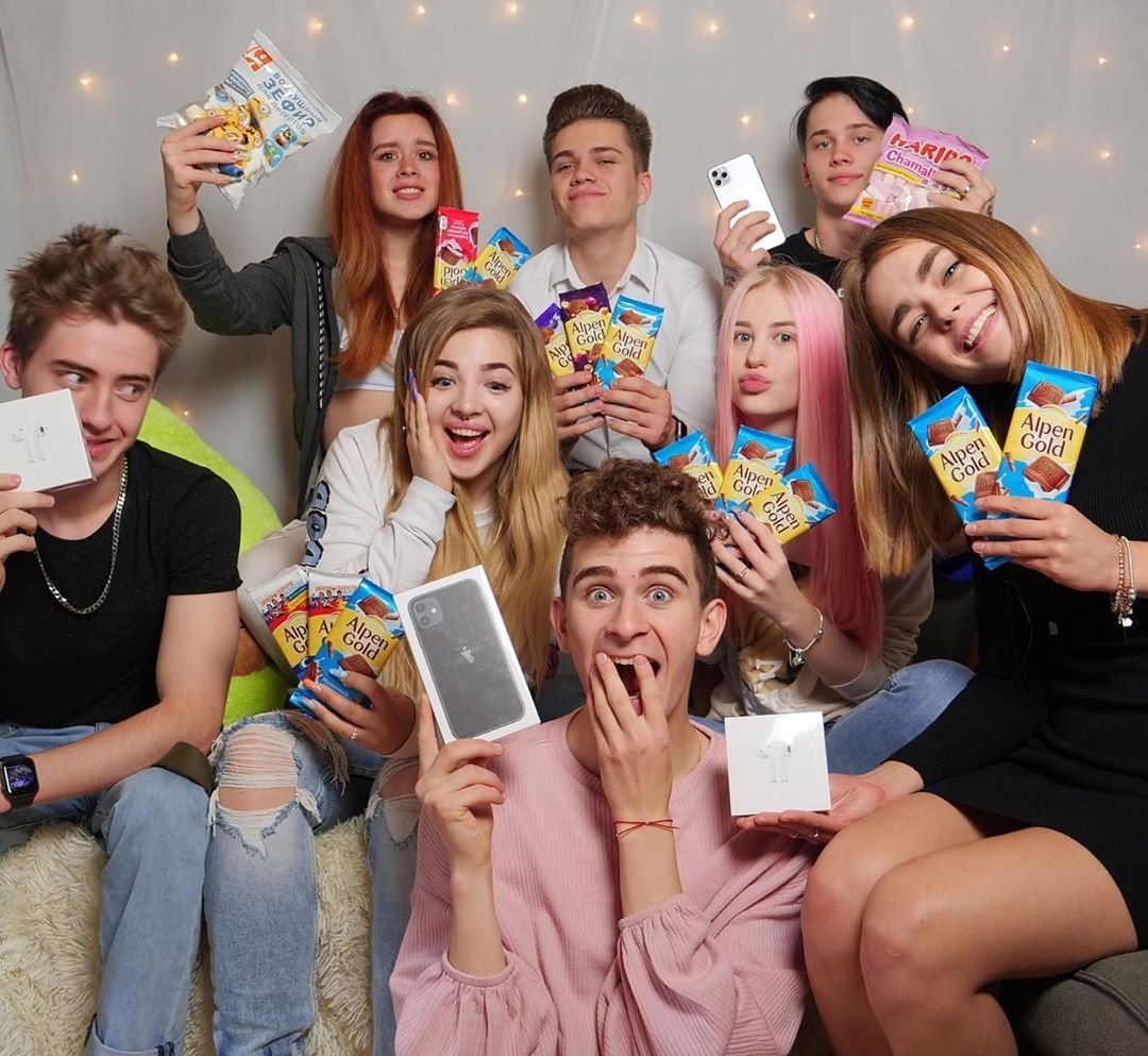 С днем ватрушки