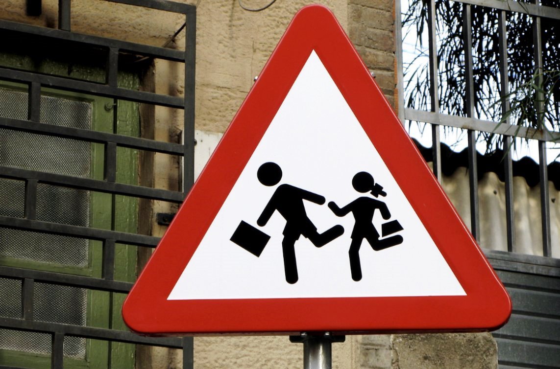 Знак «осторожно дети»