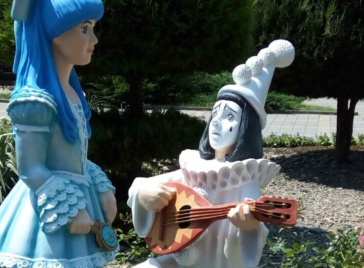 Буратино, мальвтна, перо,