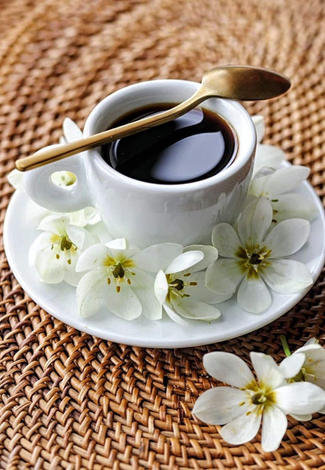 "На чашечку кофе…?!"