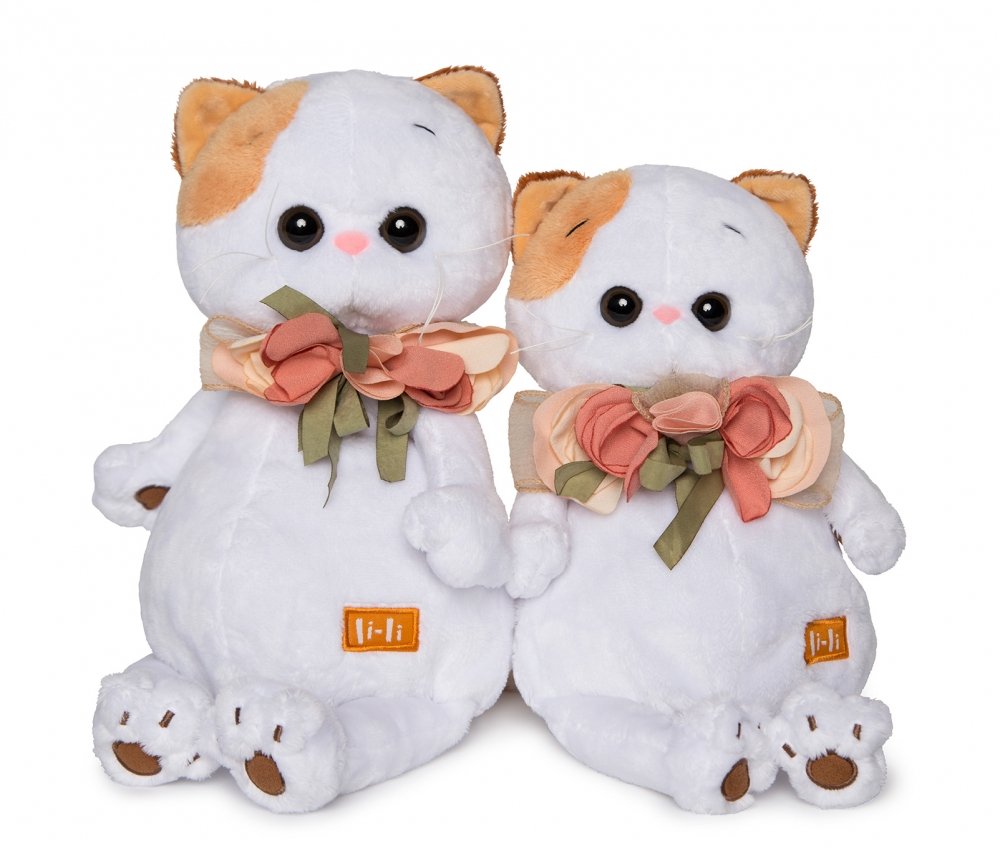 Фигурки Басика и Лили