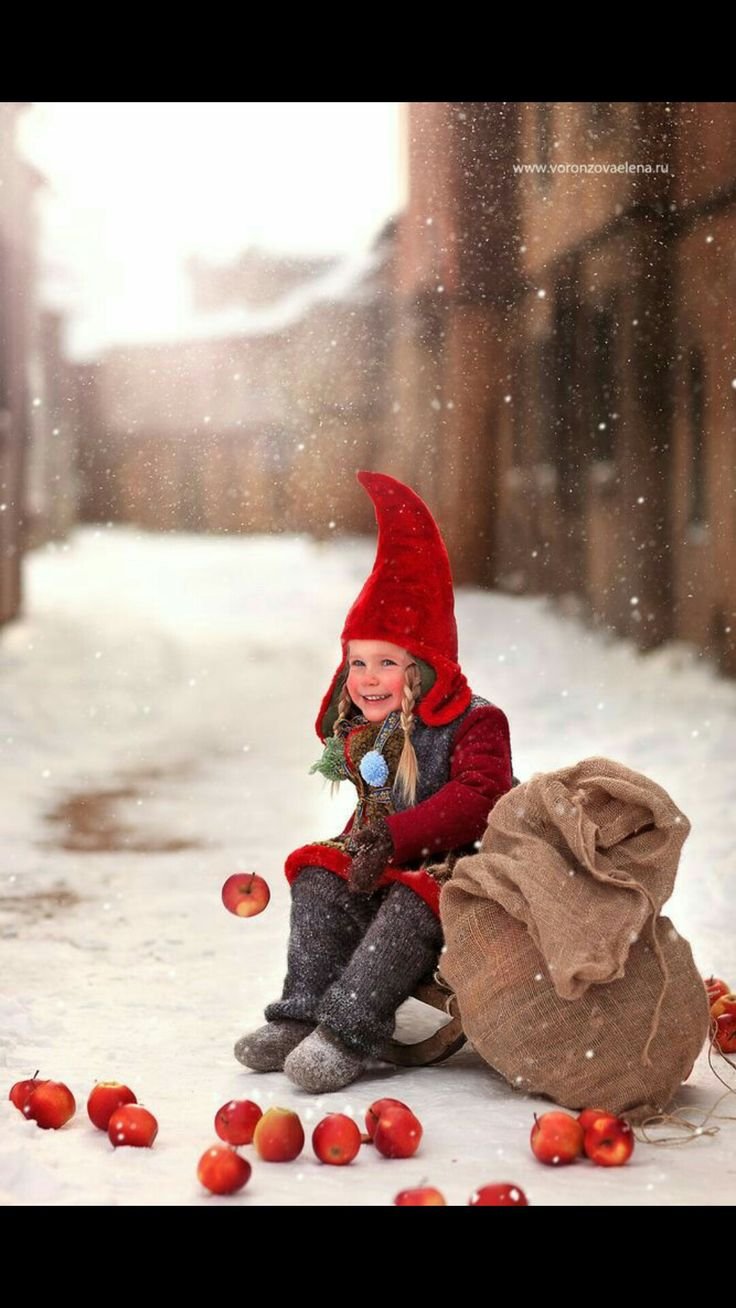 Сказочная Поляна с ягодами