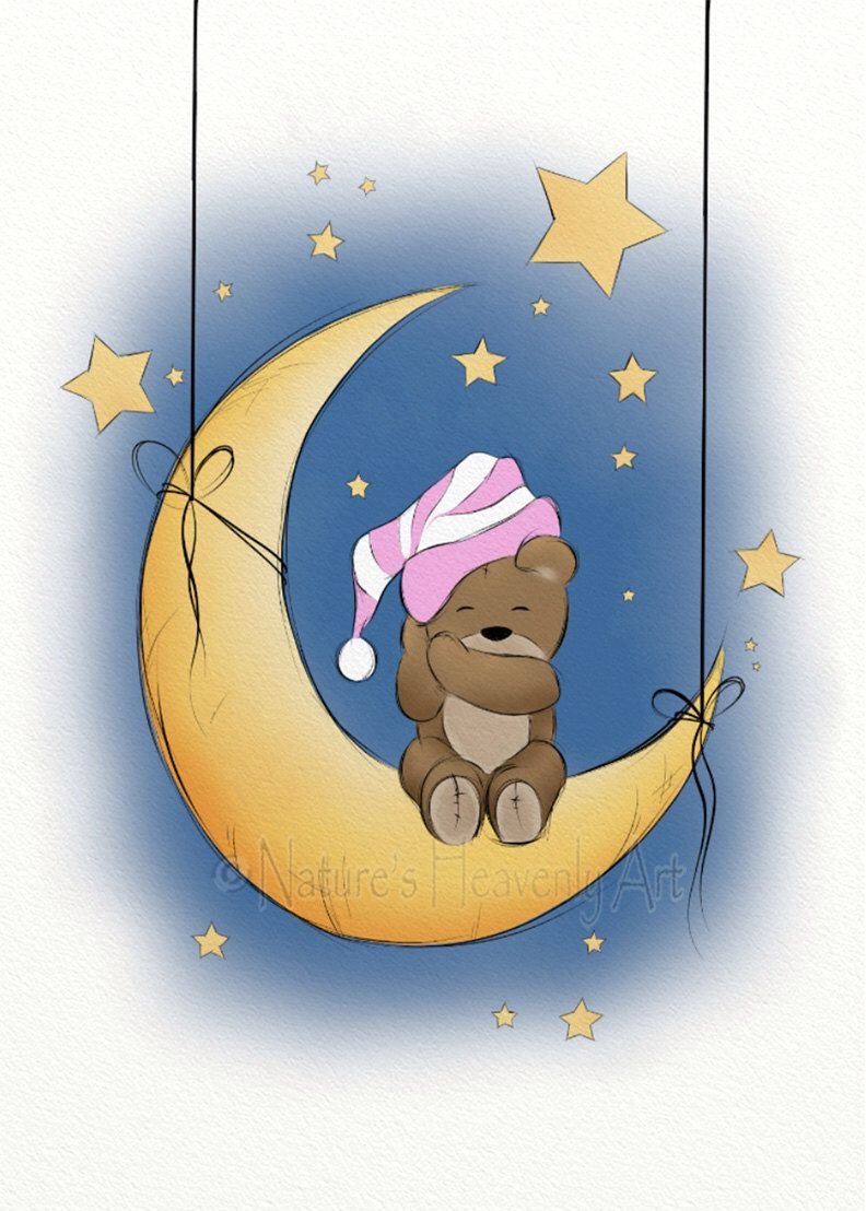 Мишка спит на Луне