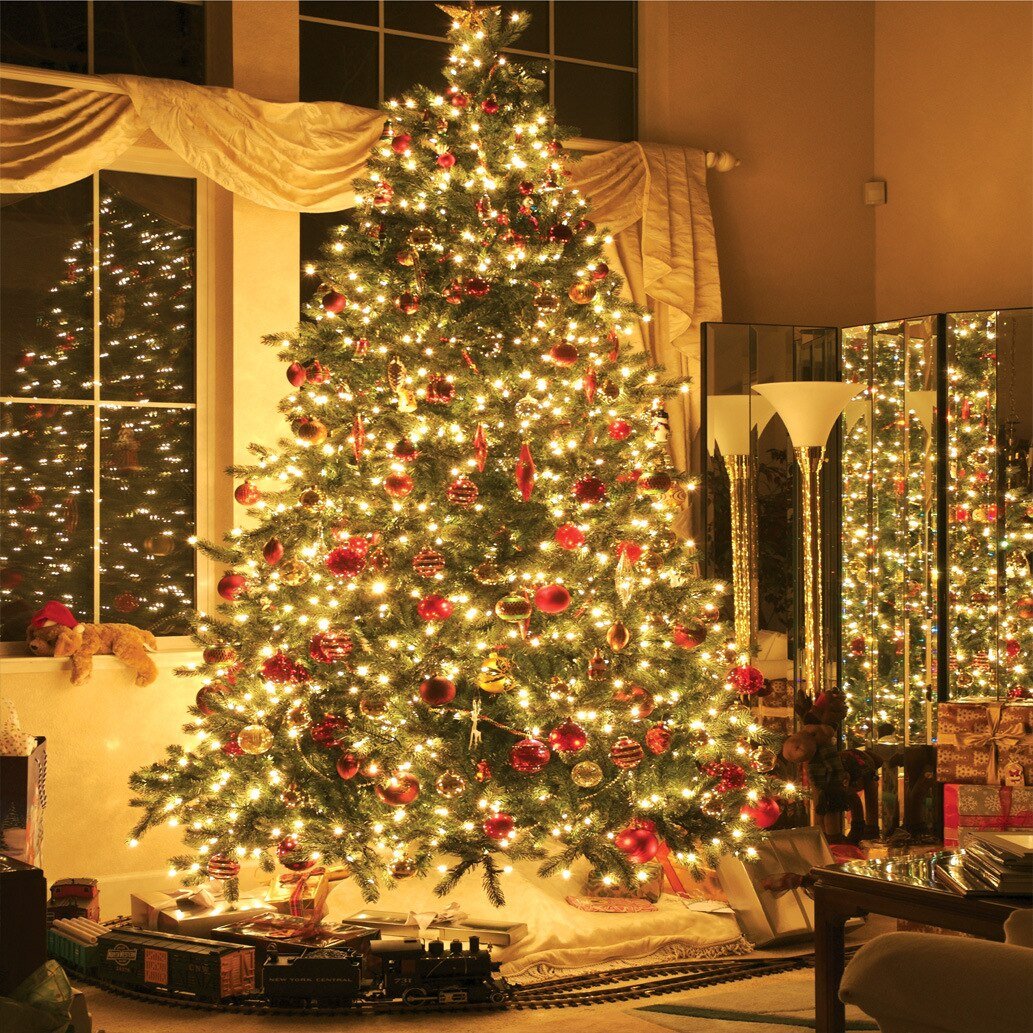 Красивая елка