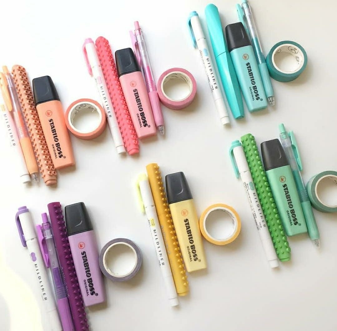 Набор эстетичной канцелярии