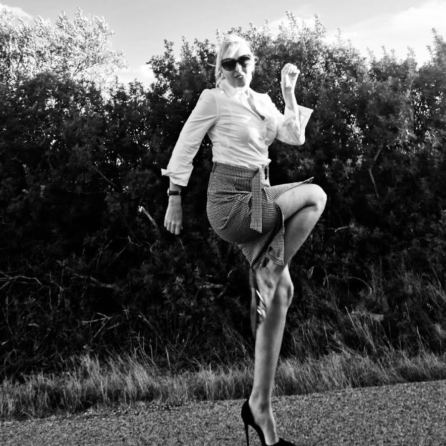 Енот в одеяле