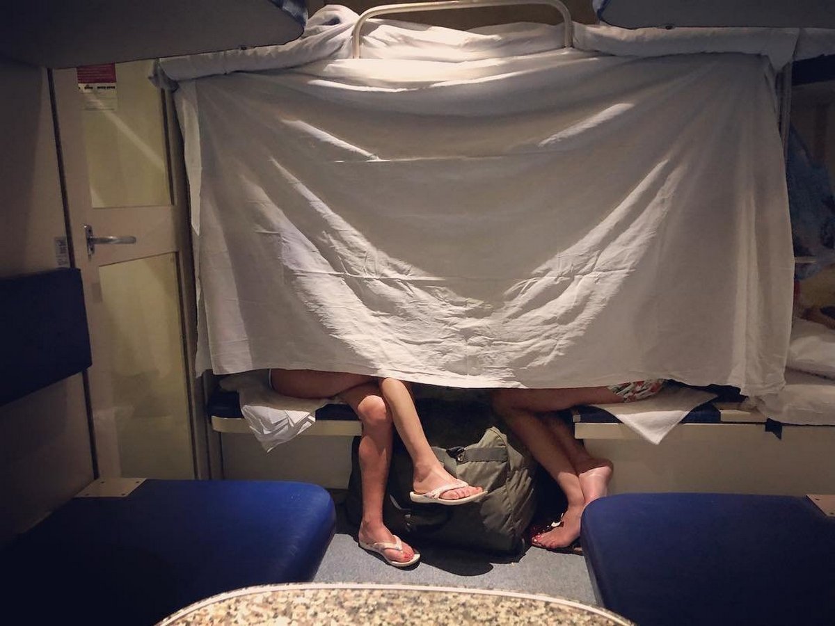 Поезд юмор картинки