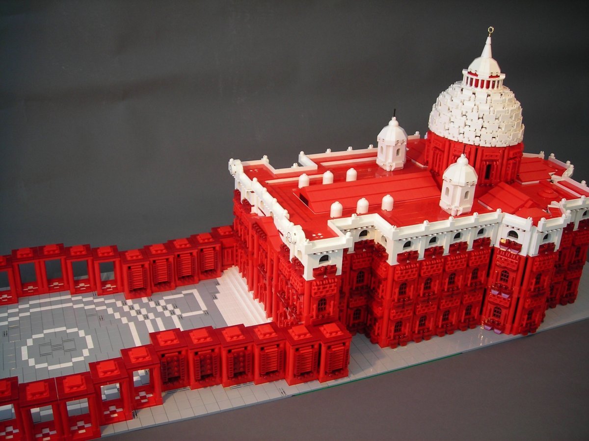 Удивительные постройки из лего