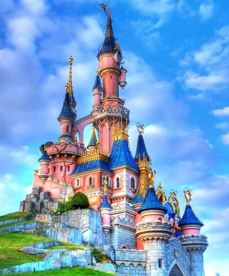 Замок Авроры Дисней