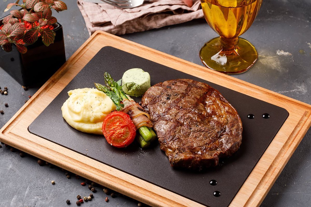 Стриплойн стейк Нью-Йорк