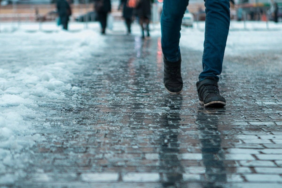 Первый снег и гололед