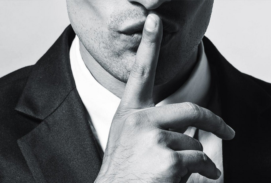 Палец в рот