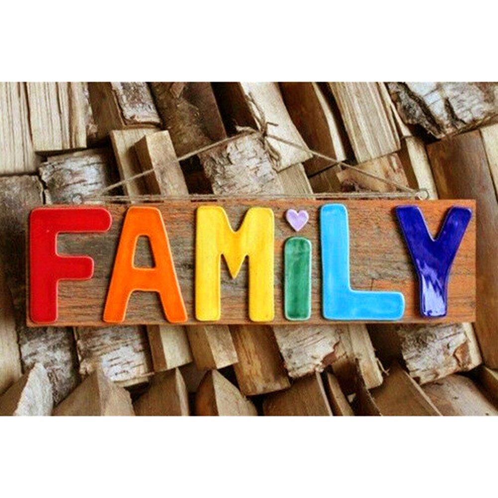 Красивая надпись Family