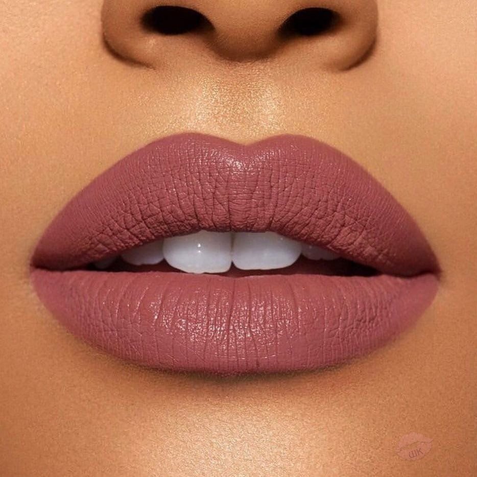 15 Smoky Taupe Maybelline