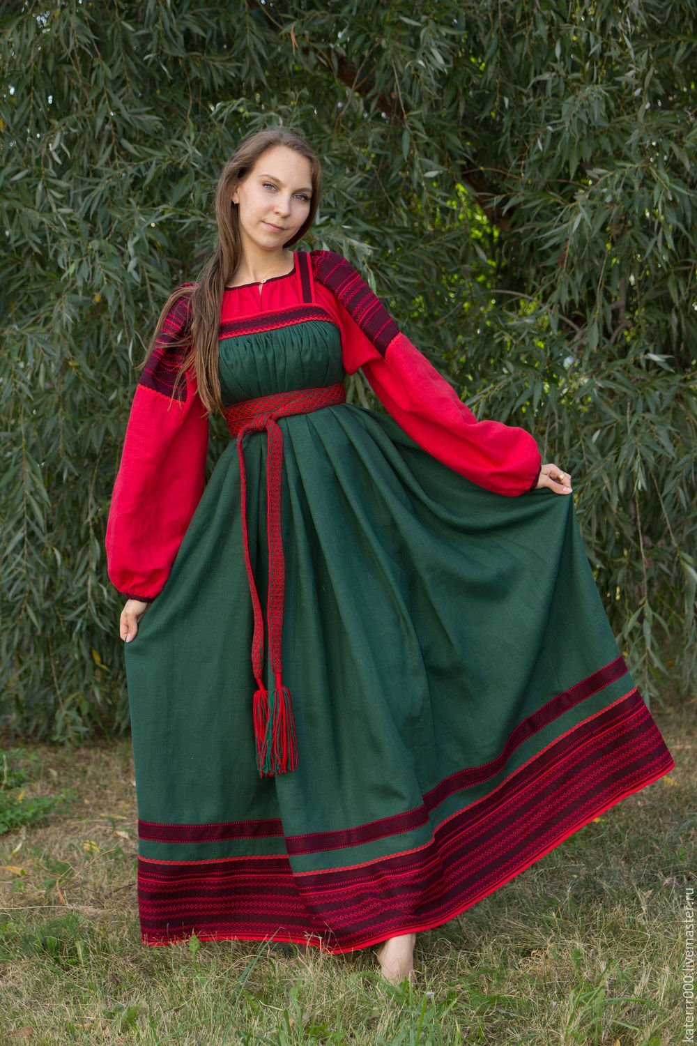 Фольклорный костюм