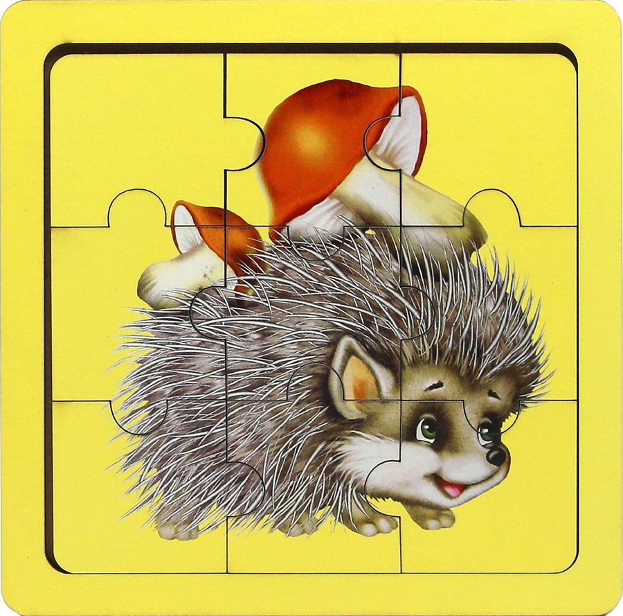 Ежик под елкой