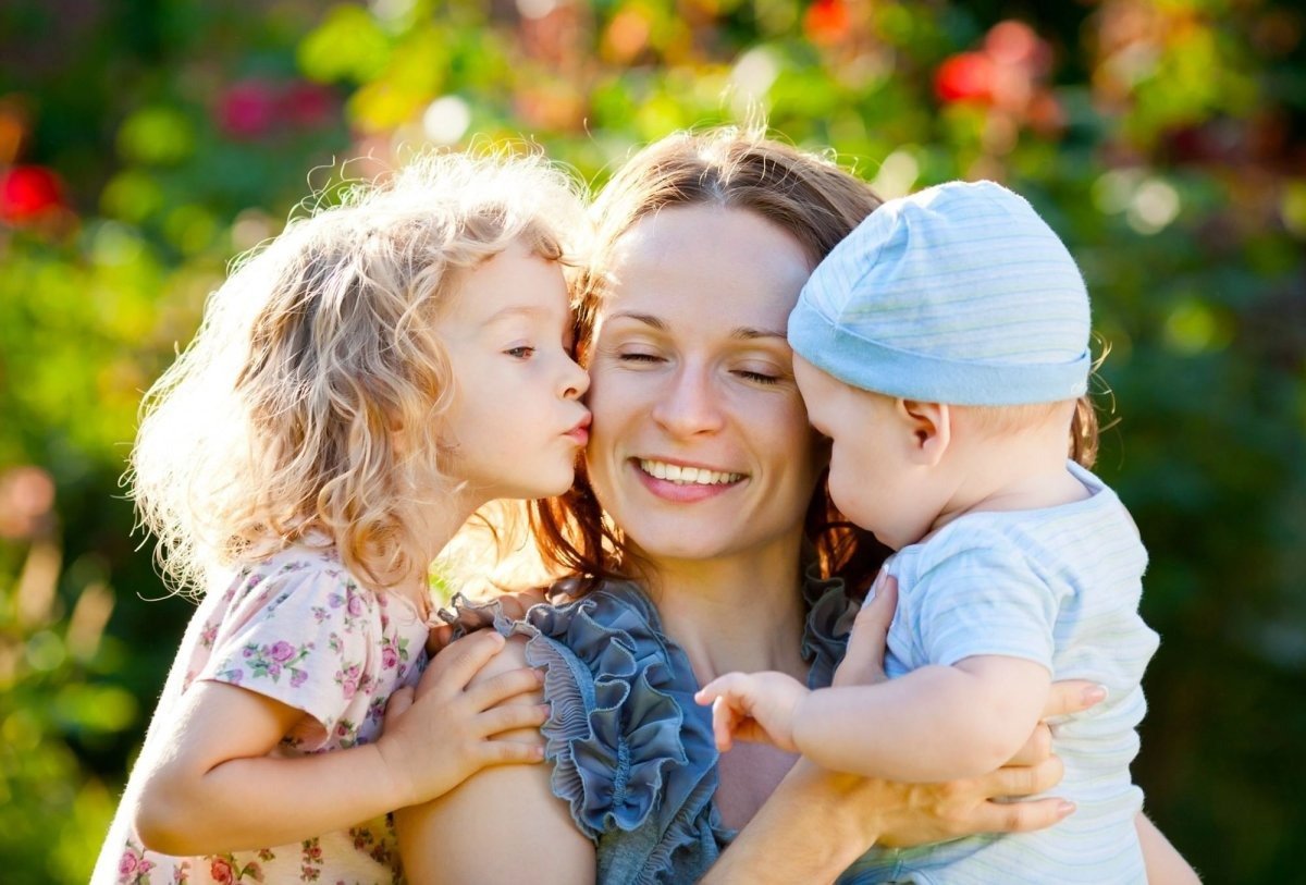 Женщина с ребенком