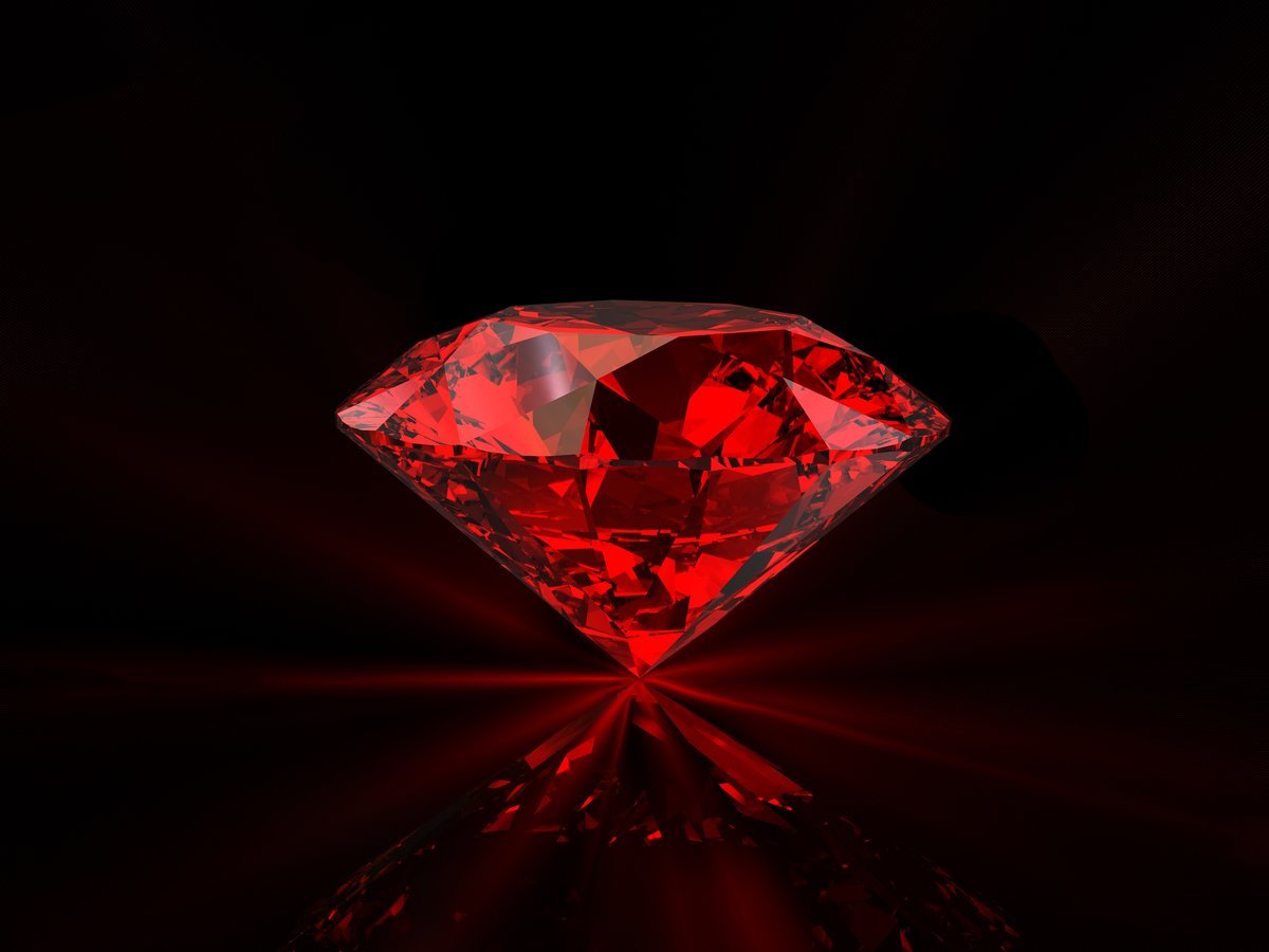 Красный бриллиант 5.11 CT Moussaieff Red Diamond