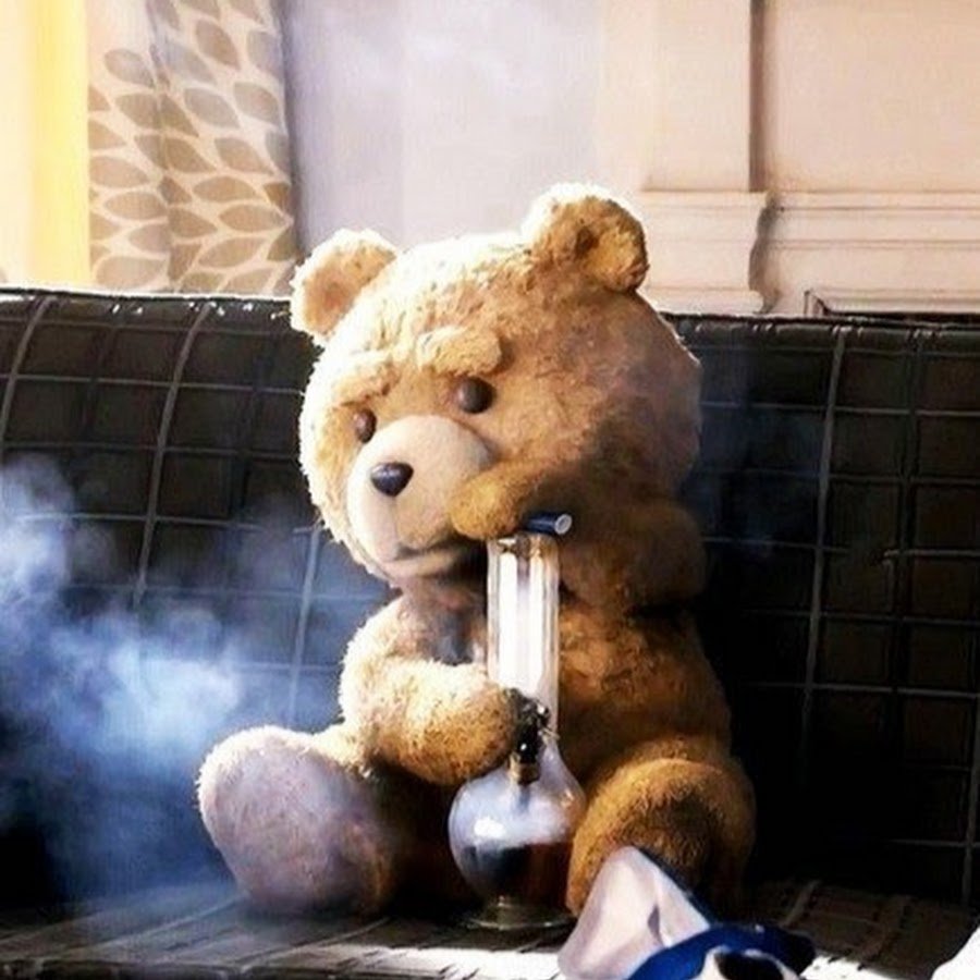 Девушка с мишкой