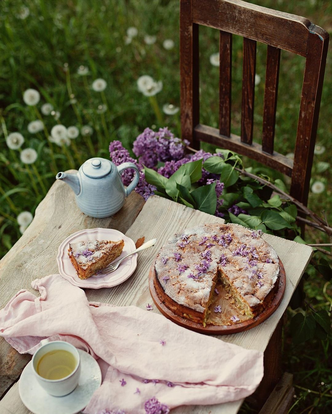 Завтрак в саду фотосессия