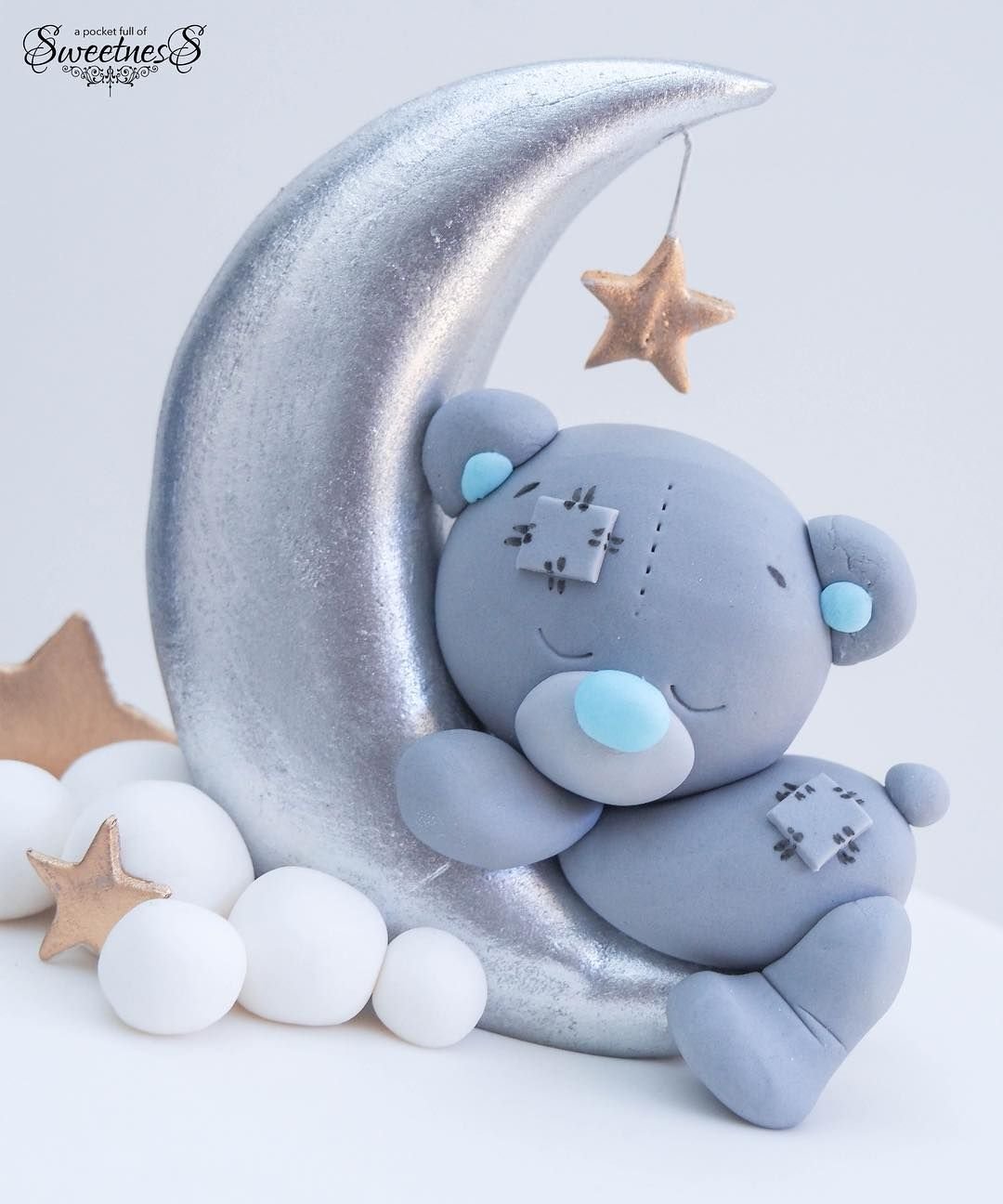 Медвежонок на Луне