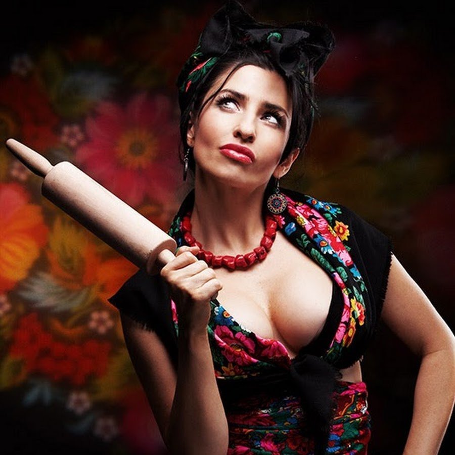 Девушка в бешенстве