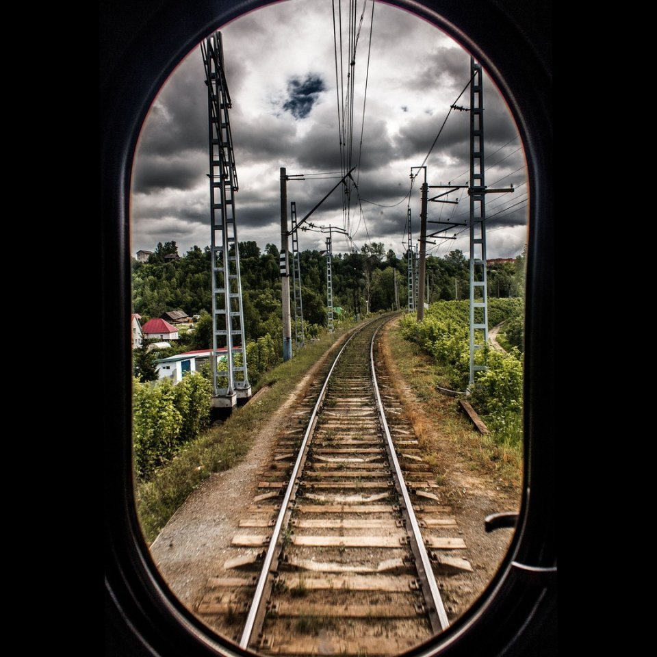 Уходящий поезд картинки