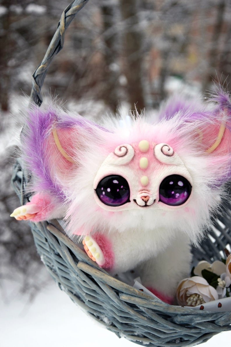 Милый котенок