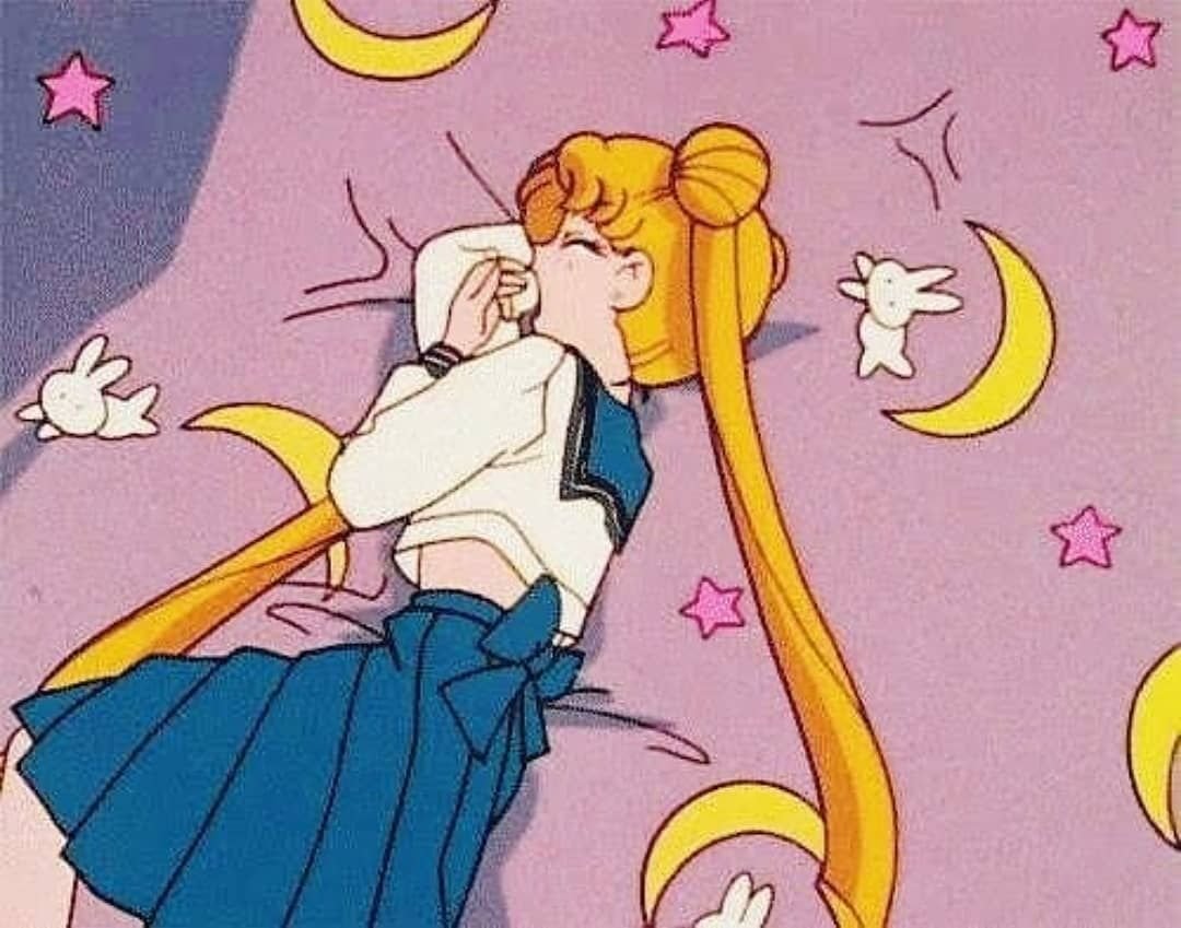 Банни Цукино спит