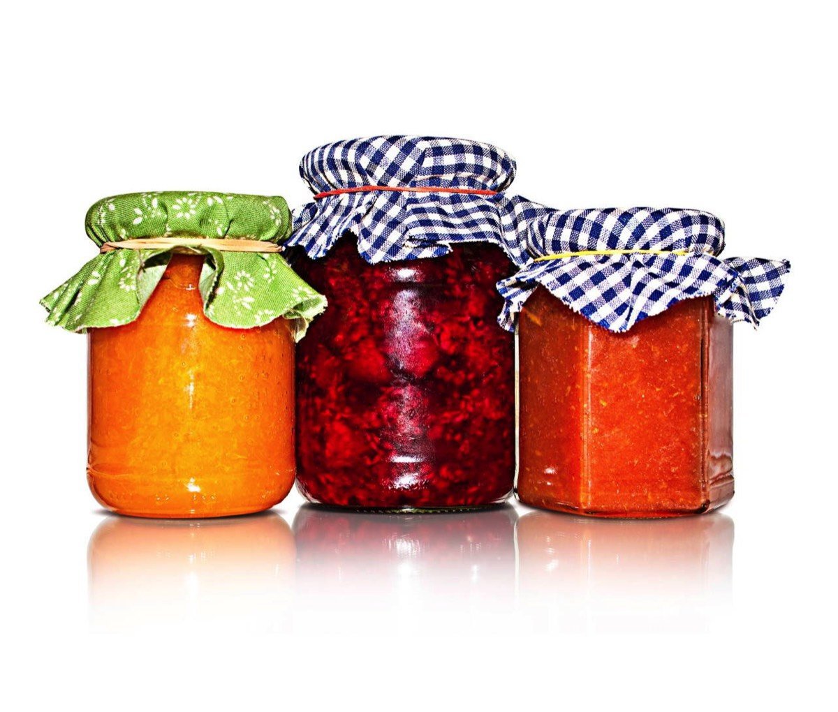 Банка варенья на прозрачном фоне