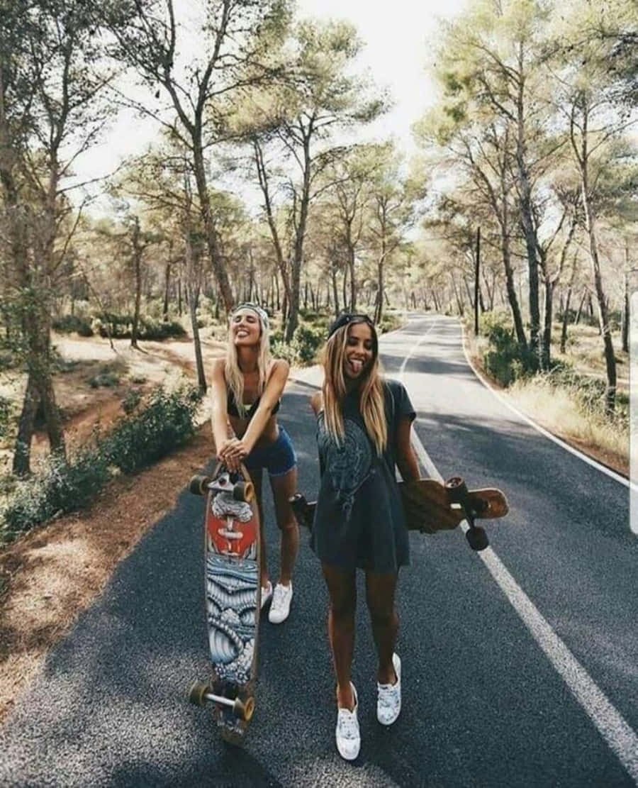 Три лучшие подруги