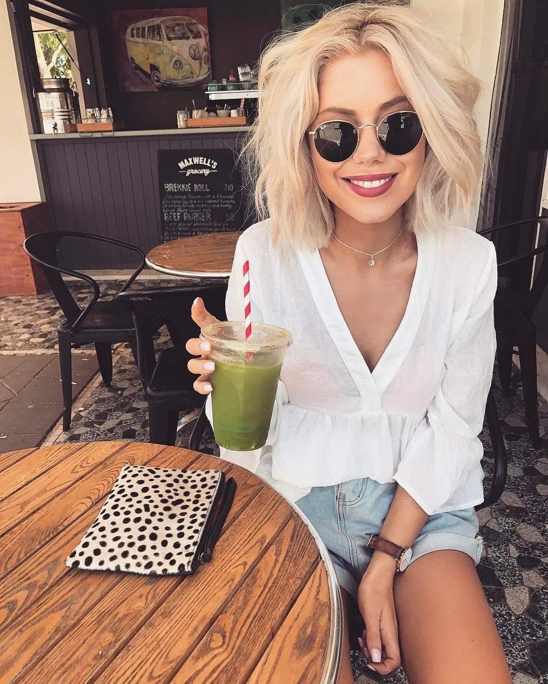 Сара арт Гирли м