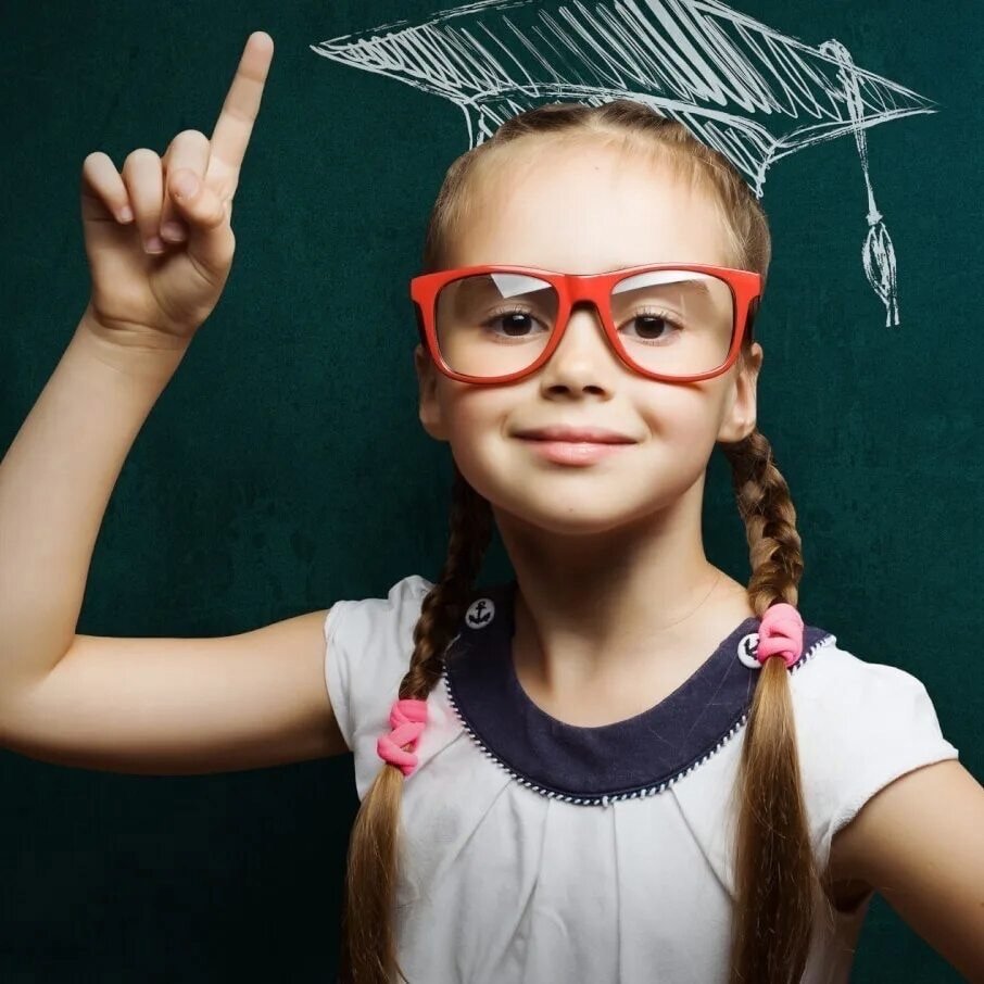Умная девочка фотография