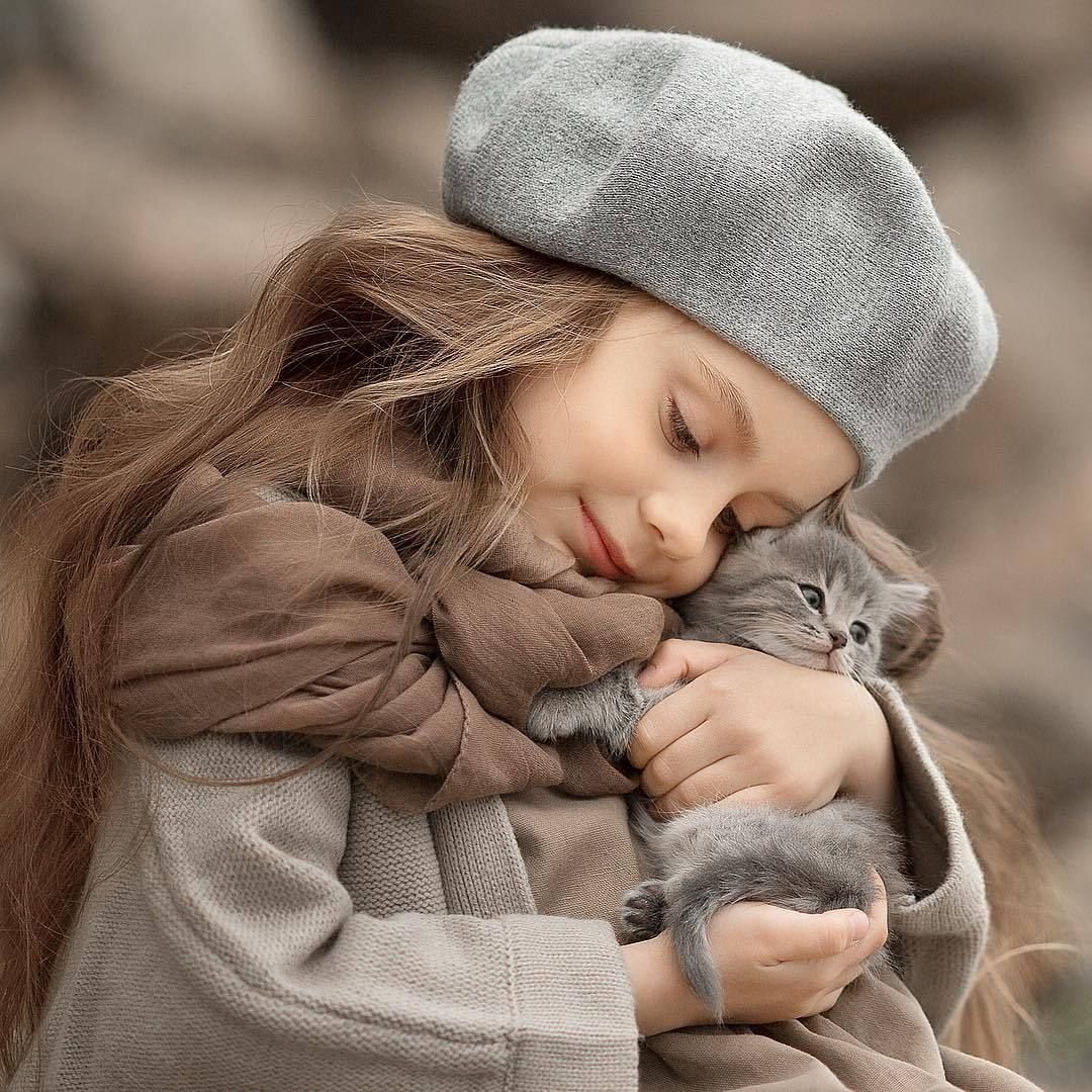 Трогательные объятия