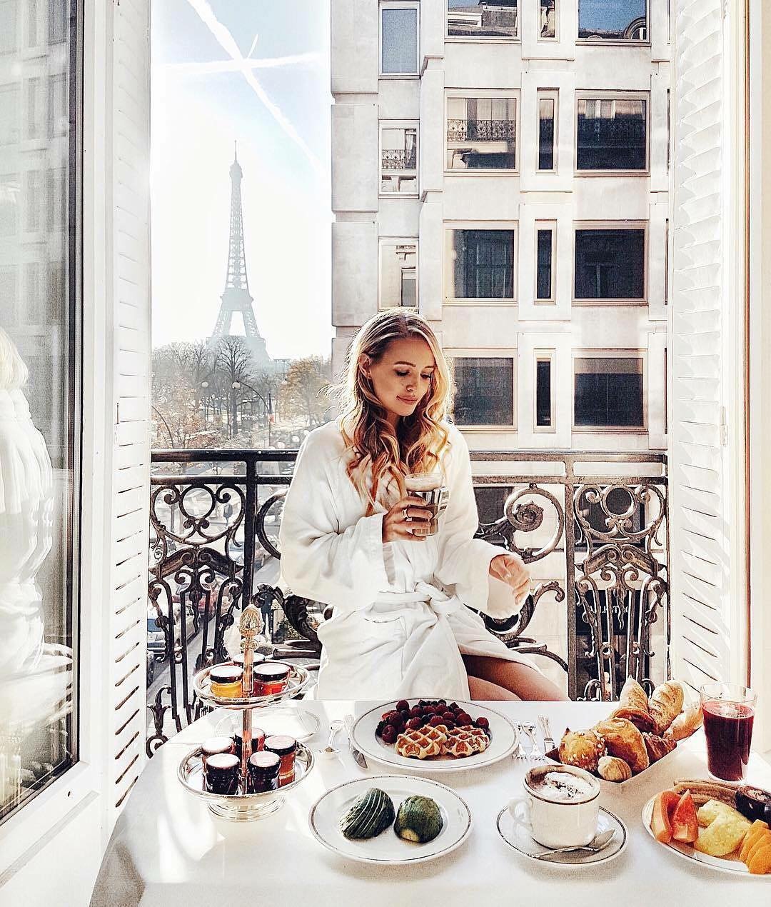 Завтрак Plaza Athenee