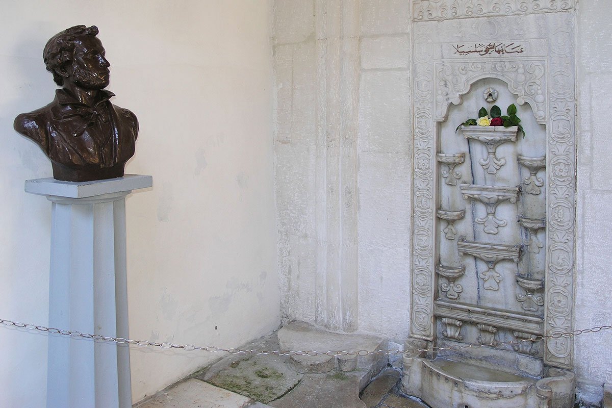 Ханский дворец Бахчисарайский фонтан