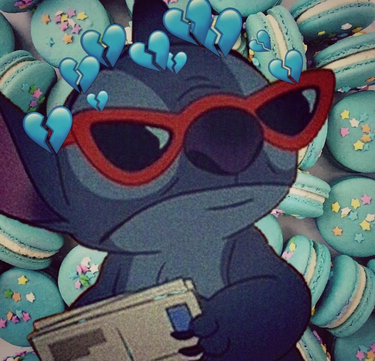 Милый Стич с бабочкой