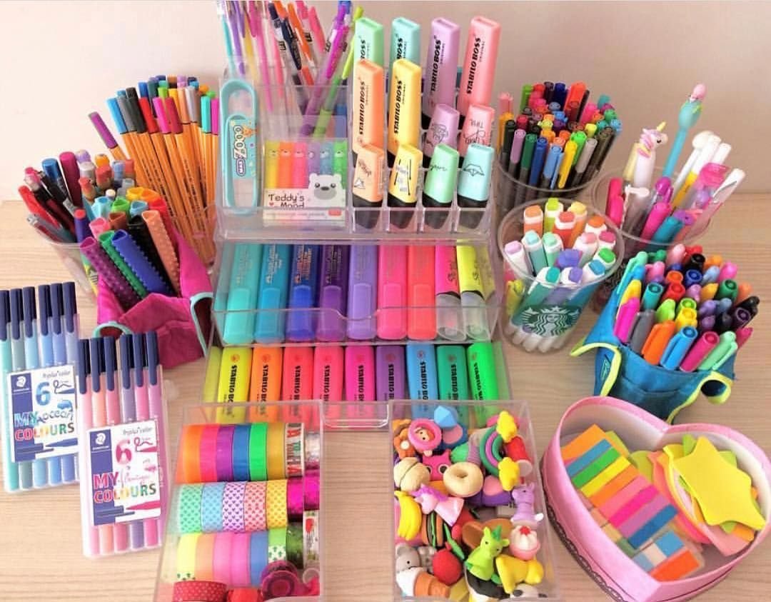 Школьные принадлежности