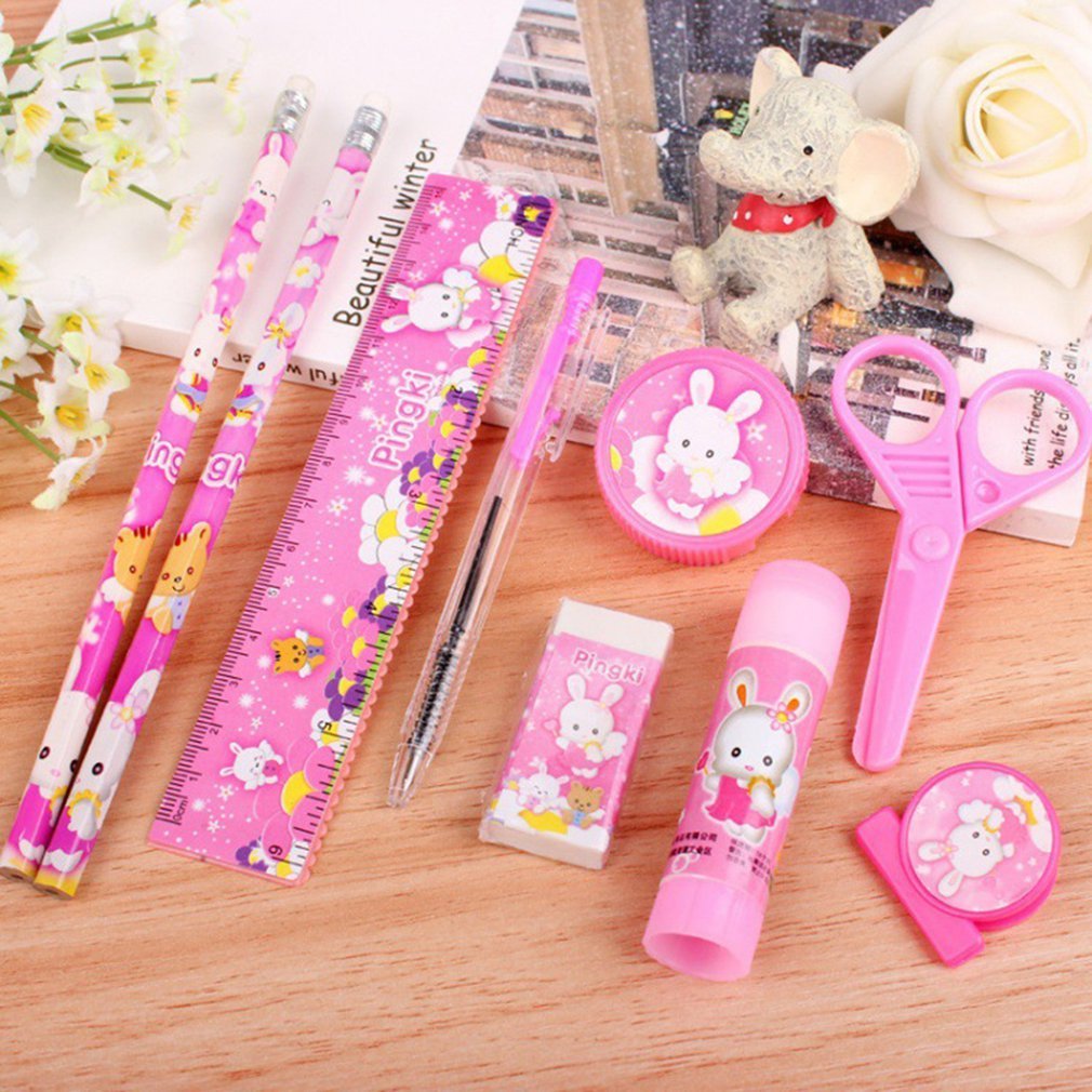 Красивая канцелярия для школы