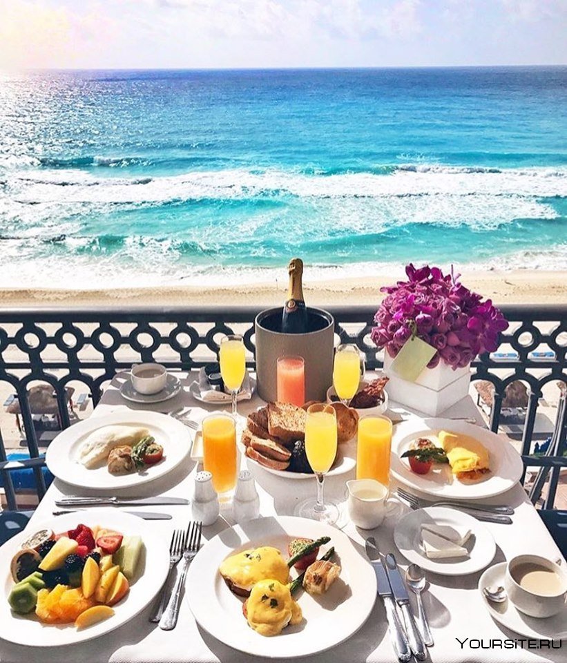 Завтрак на пляже