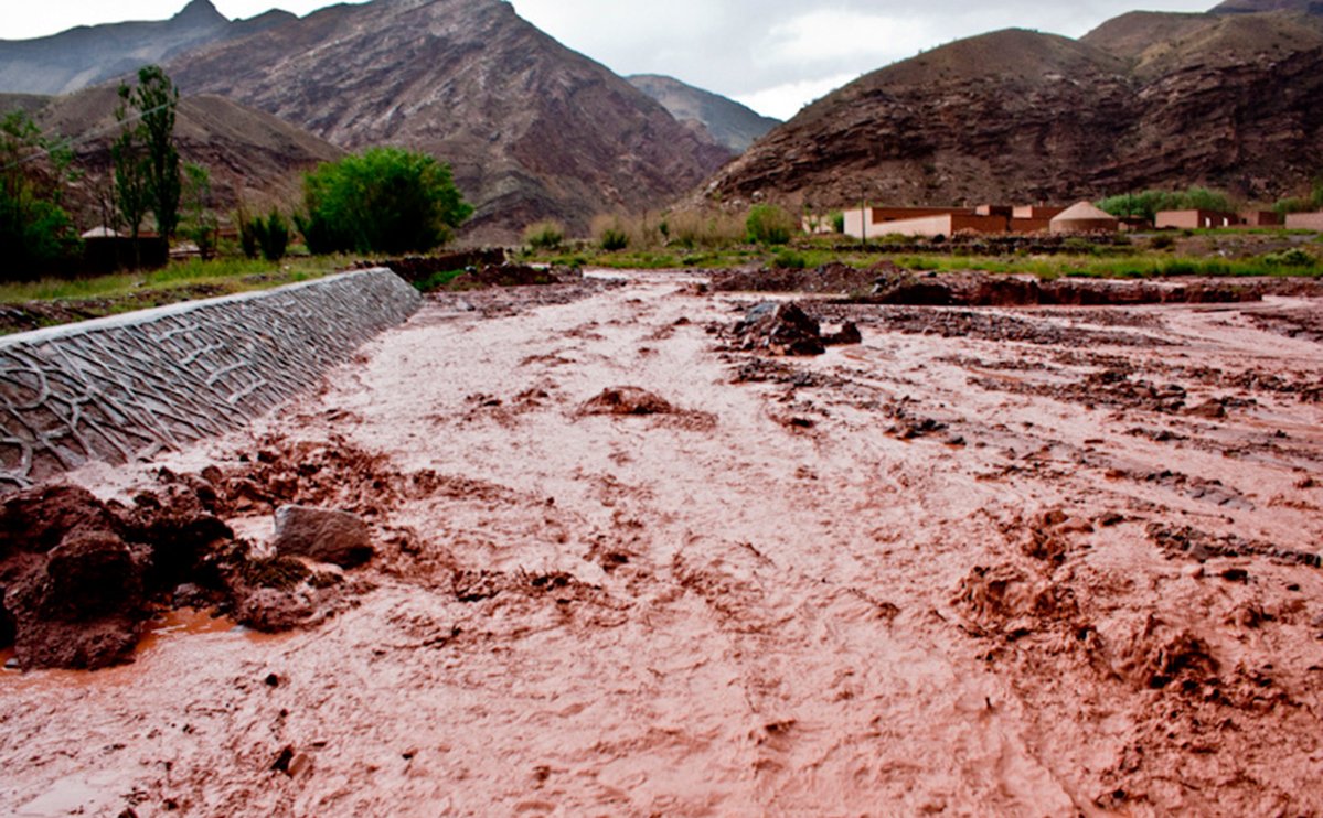 Водокаменные селевые потоки