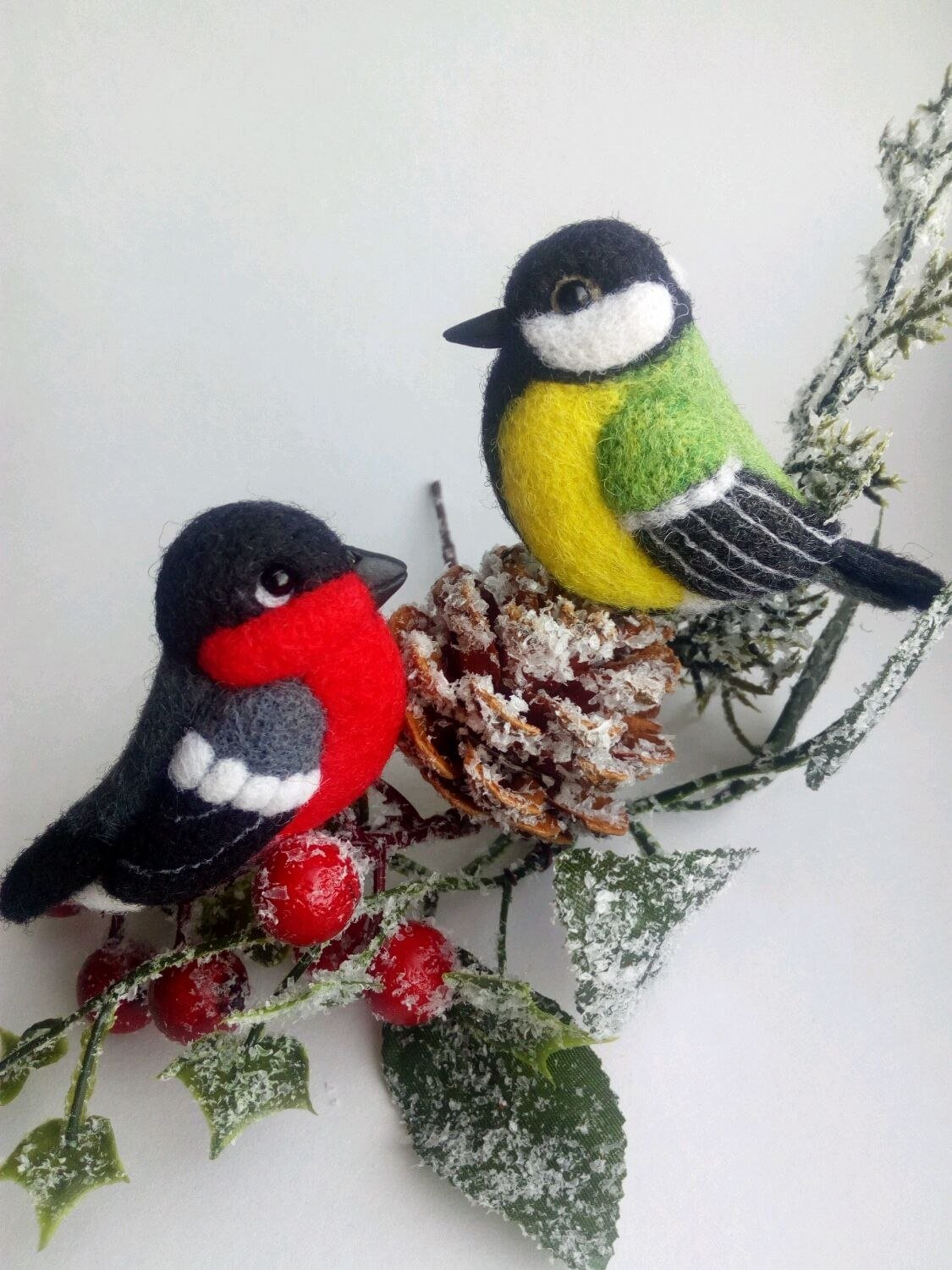 Вышивка Снегири Матренин Посад