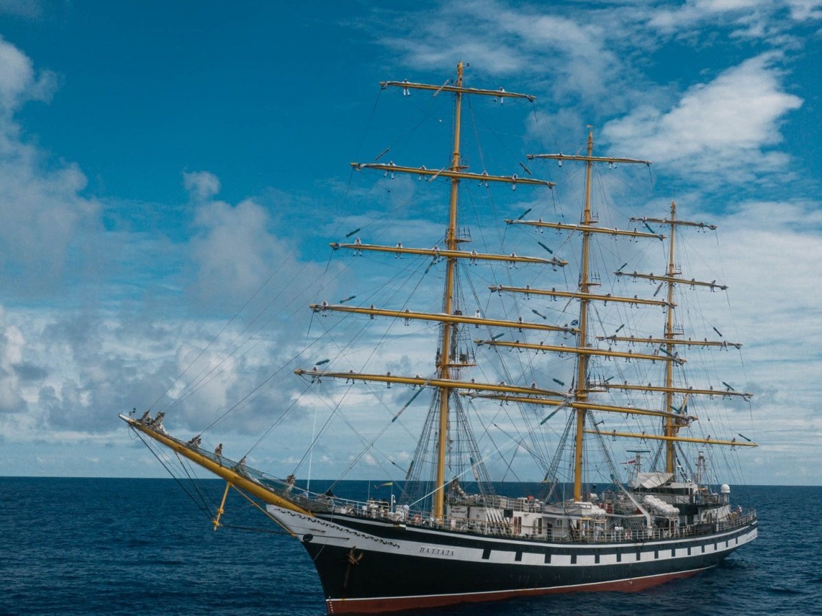 Парусник Седов