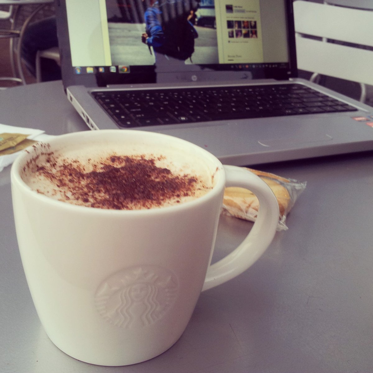 Чашечка кофе дома