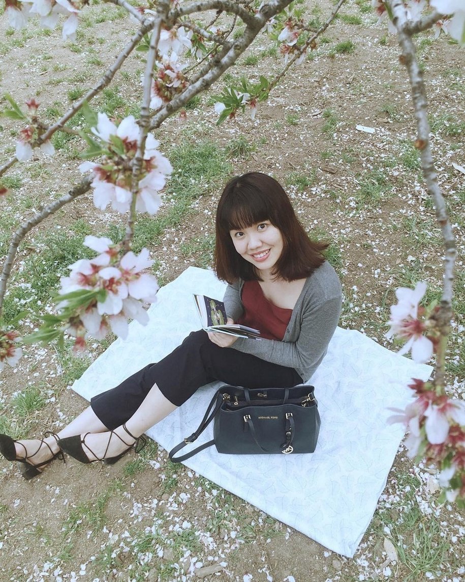 Одинокая японка