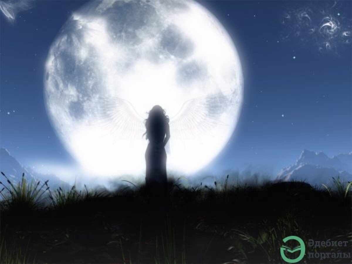 Девушка под луной